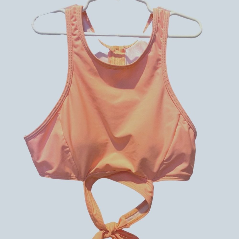 Tempt Me - Bow knot cutout High Waist top